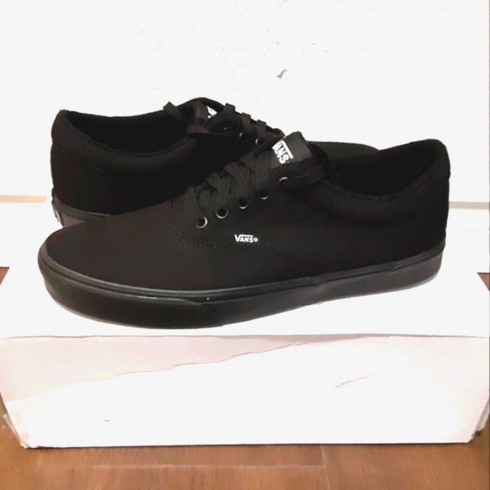 Vans - Picture 1 of 4